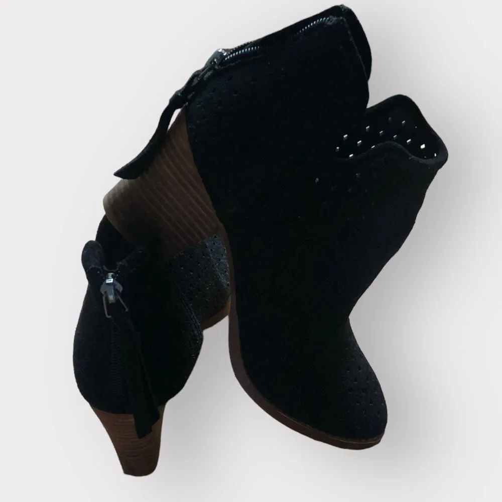 Marc Fisher Size 8.5 M Black Suede Perforated Stacked Block Heel Ankle Booties